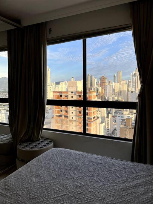 Apartamento No Centro, Com Vista Mar E Cristo Luz Balneario Camboriu Ngoại thất bức ảnh
