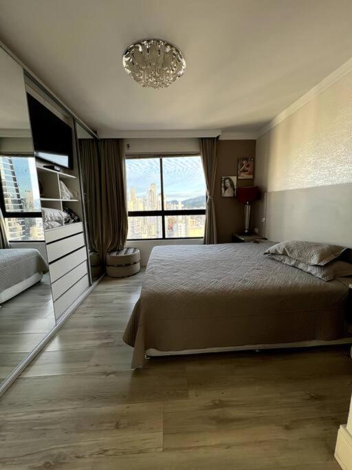Apartamento No Centro, Com Vista Mar E Cristo Luz Balneario Camboriu Ngoại thất bức ảnh